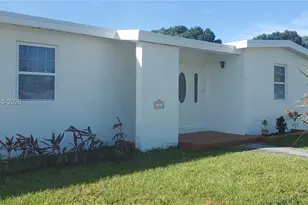 131 SE Serenata Ct, Port Saint Lucie, FL 34983 - Photo 3