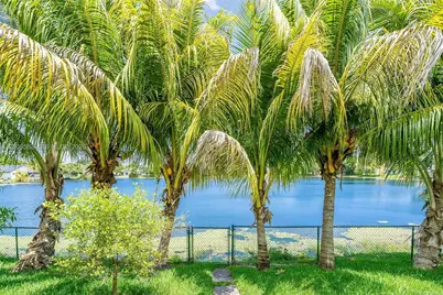 1001 SW 100th Ter, Pembroke Pines, FL 33025 - Photo 51