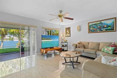 1001 SW 100th Ter, Pembroke Pines, FL 33025 - Photo 19