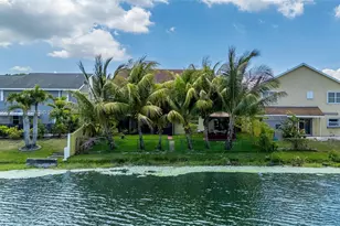 1001 SW 100th Terrace, Pembroke Pines, FL 33025 - Photo 3
