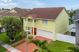 1001 SW 100th Terrace, Pembroke Pines, FL 33025 - Photo 5