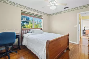 1001 SW 100th Terrace, Pembroke Pines, FL 33025 - Photo 35