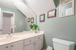 1001 SW 100th Terrace, Pembroke Pines, FL 33025 - Photo 19