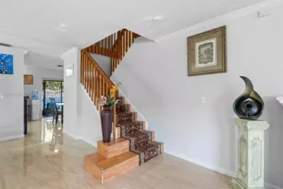 1001 SW 100th Ter, Pembroke Pines, FL 33025 - Photo 23