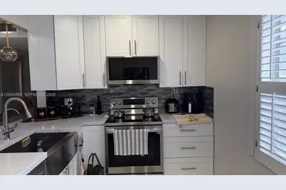 31 Normandy A #A, Delray Beach, FL 33484 - Photo 3