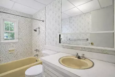 1225 NE 124th St #49C, North Miami, FL 33161 - Photo 9