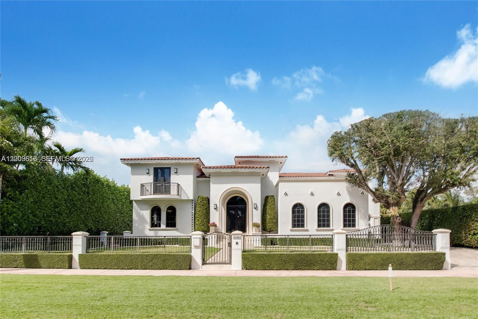 1151 S Alhambra Cir - 1151 S Alhambra Cir, Coral Gables, FL 33146 Luxury Property | Jose Angel Pina