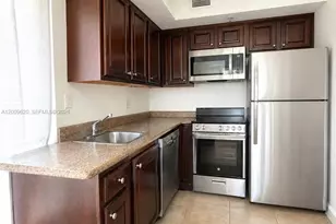 630 85th St, Miami Beach, FL 33141 - Photo 9