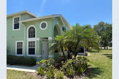 2058 SE Wild Meadow Cir #101, Port Saint Lucie, FL 34952 - Photo 3