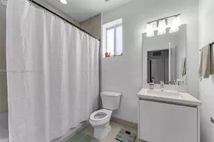 7234 NW 103rd Path, Doral, FL 33178 - Photo 21