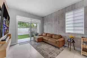 7234 NW 103rd Path, Doral, FL 33178 - Photo 11