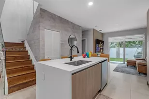 7234 NW 103rd Path, Doral, FL 33178 - Photo 5