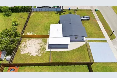 18711 SW 308th St, Homestead, FL 33030 - Photo 7
