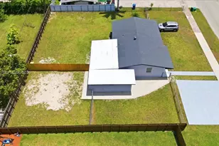 18711 SW 308th St, Homestead, FL 33030 - Photo 7