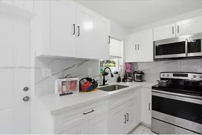 18711 SW 308th St, Homestead, FL 33030 - Photo 29