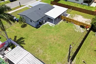 18711 SW 308th St, Homestead, FL 33030 - Photo 5