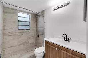 18206 Mediterranean Blvd, Hialeah, FL 33015 - Photo 17