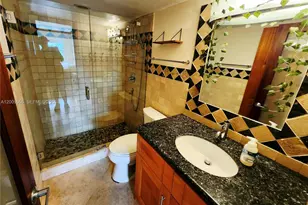 401 Golden Isles Dr, Hallandale Beach, FL 33009 - Photo 15