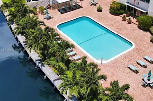 401 Golden Isles Dr, Hallandale Beach, FL 33009 - Photo 21