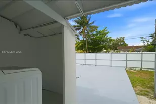 10200 NW 21st Ct, Miami, FL 33147 - Photo 15