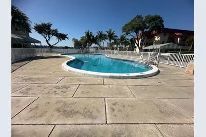 1530 NE 191st St #205, Miami, FL 33179 - Photo 7