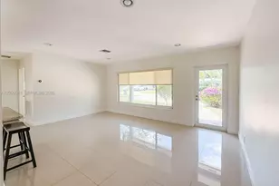 321 NE 29th St, Boca Raton, FL 33431 - Photo 3
