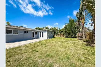 321 NE 29th St, Boca Raton, FL 33431 - Photo 19