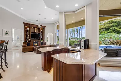 2477 Poinciana Dr, Weston, FL 33327 - Photo 15