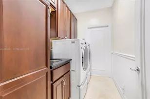 2477 Poinciana Dr, Weston, FL 33327 - Photo 39