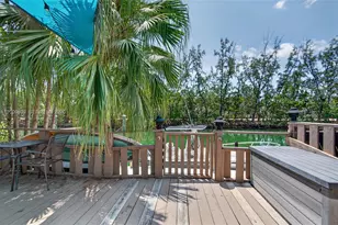 3726 NE 166th St, North Miami Beach, FL 33160 - Photo 35