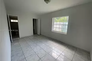 1435 NE 173rd St, North Miami Beach, FL 33162 - Photo 5