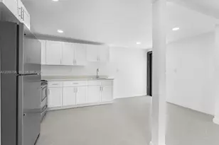 1366 W 29th St, Hialeah, FL 33012 - Photo 13
