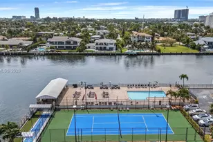 2017 S Ocean Dr, Hallandale Beach, FL 33009 - Photo 21