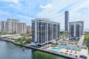 2017 S Ocean Dr, Hallandale Beach, FL 33009 - Photo 47