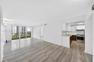 3401 N Country Club Dr, Aventura, FL 33180 - Photo 3