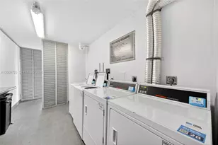 3401 N Country Club Dr, Aventura, FL 33180 - Photo 15