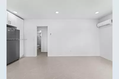 1370 W 29th St #A, Hialeah, FL 33012 - Photo 15