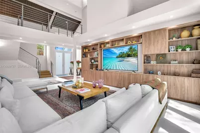 1933 S Oak Haven Cir, Miami, FL 33179 - Photo 15