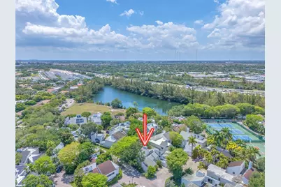 1933 S Oak Haven Cir, Miami, FL 33179 - Photo 7