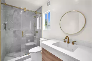 1933 S Oak Haven Cir, Miami, FL 33179 - Photo 47