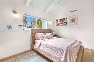 1933 S Oak Haven Cir, Miami, FL 33179 - Photo 49