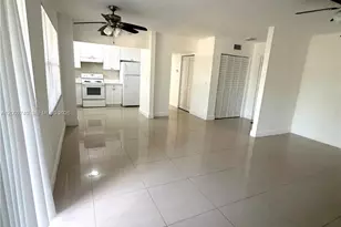 10762 La Placida Dr, Coral Springs, FL 33065 - Photo 3