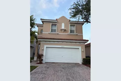 3955 NE 13th Dr, Homestead, FL 33033 - Photo 1