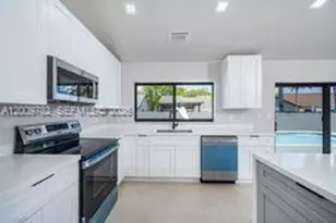 9220 SW 100th Ave Rd, Miami, FL 33176 - Photo 7