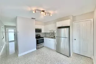 10303 NW 35th Pl, Miami, FL 33147 - Photo 3