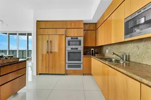 50 South Pointe Dr, Miami Beach, FL 33139 - Photo 13