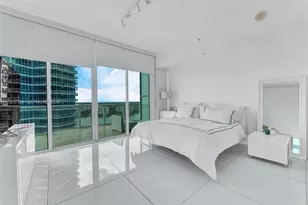 50 South Pointe Dr, Miami Beach, FL 33139 - Photo 29