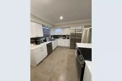 5221 York Ct #0, Cape Coral, FL 33904 - Photo 7