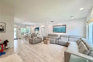 823 NE 107th St, Biscayne Park, FL 33161 - Photo 3