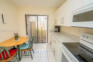 4715 NW 82nd Ave, Lauderhill, FL 33351 - Photo 11